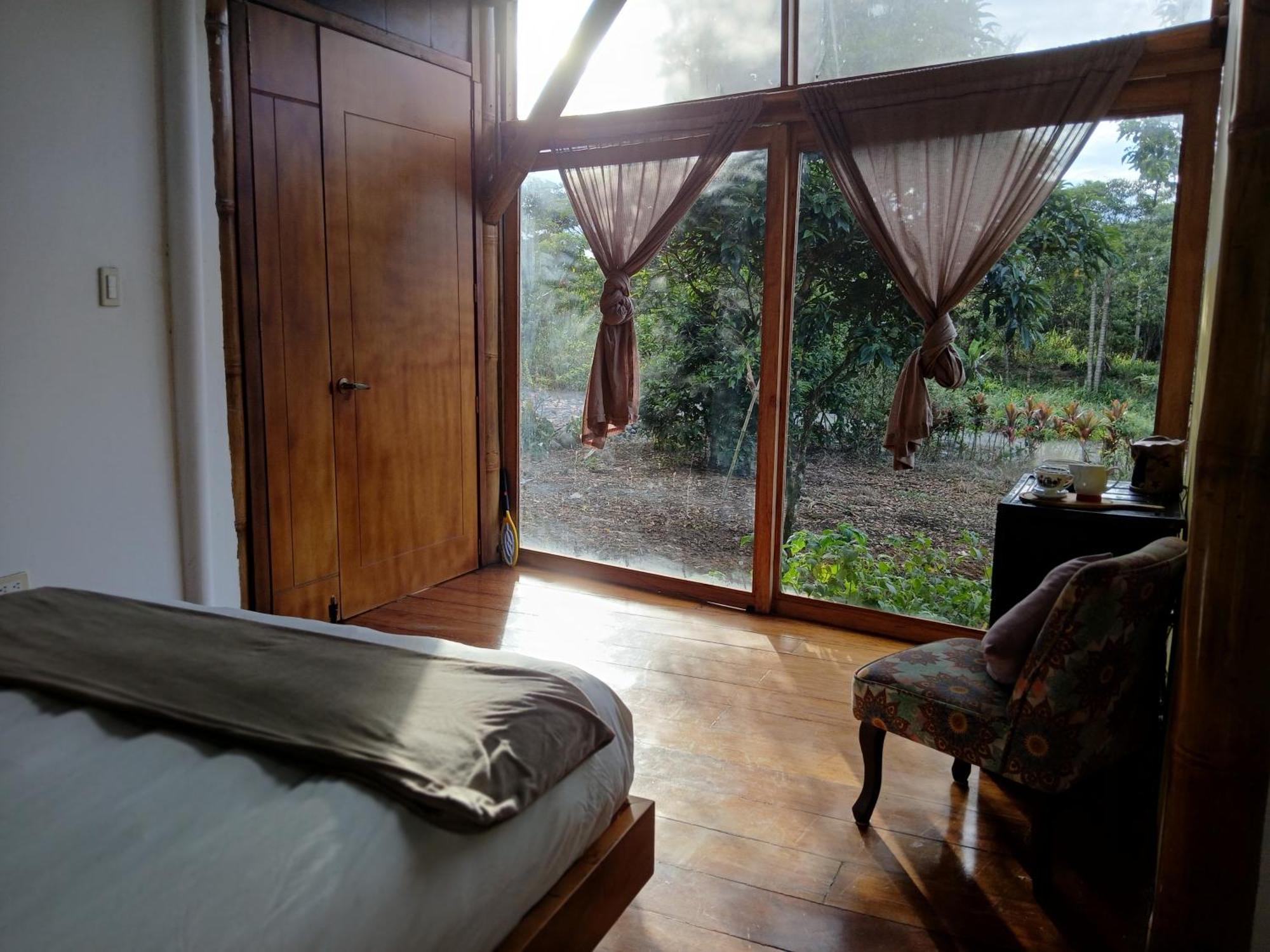 Vera Fevu Forest House Puyo Exterior foto
