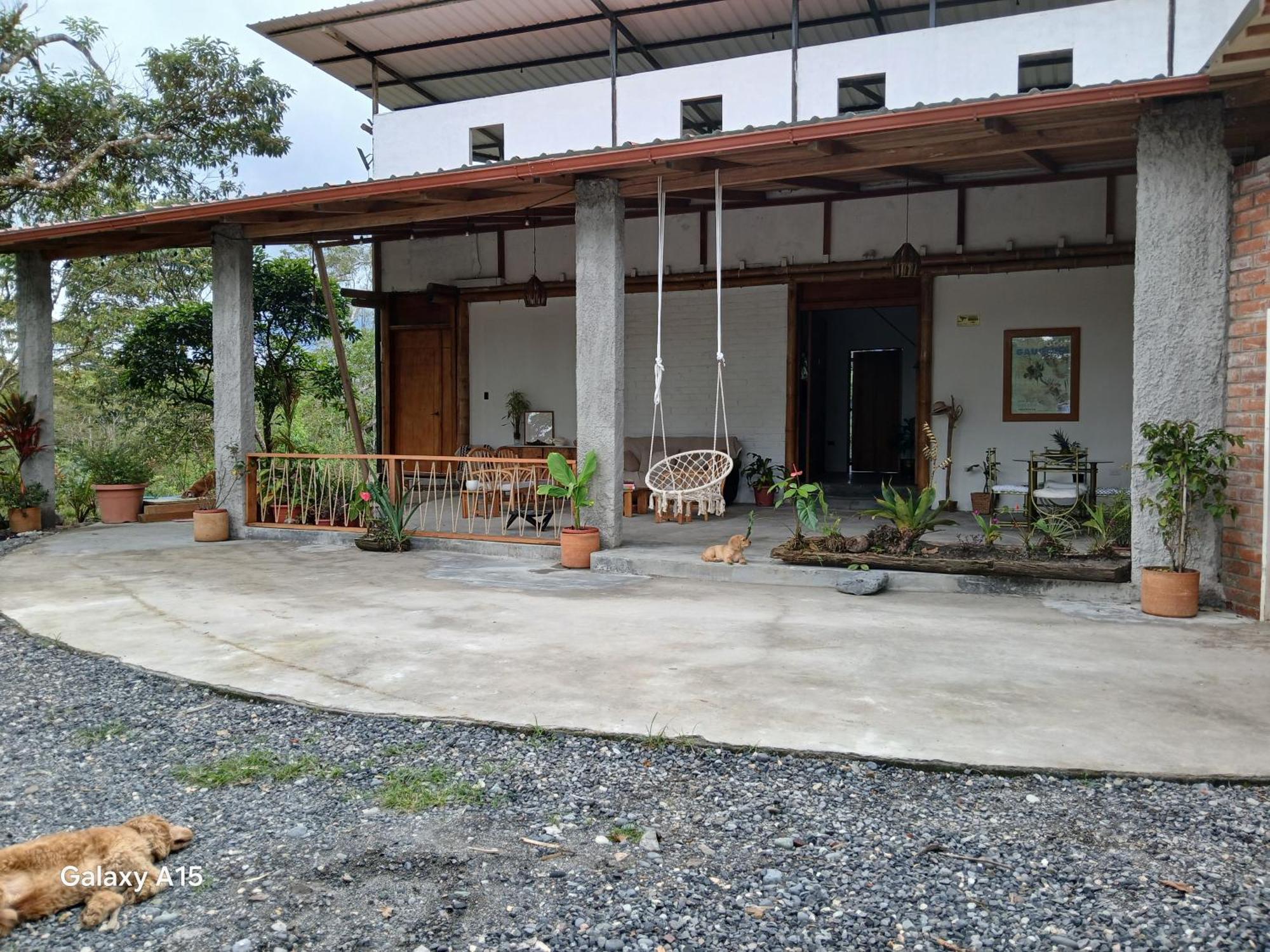 Vera Fevu Forest House Puyo Exterior foto